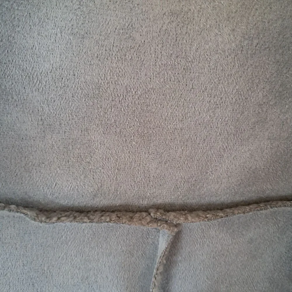 BKE Women’s Gray Sherpa Fleece Shacket Jacket Coat Size XL Long Sleeve Button - Picture 9 of 9